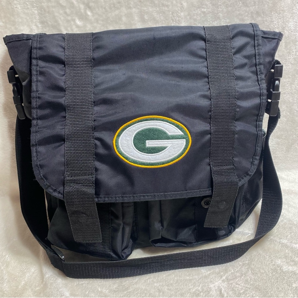 NFL Green Bay Packers Messenger Bag | Crossbody Shoulder Bag | Black | Football